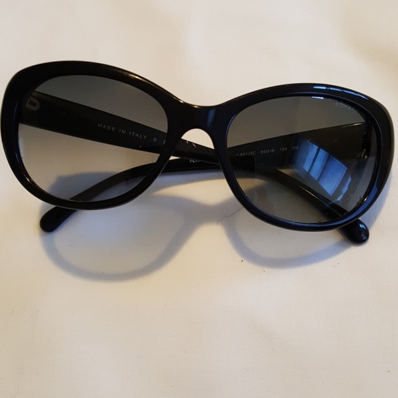 CHANEL SUNGLASSES - Picture 6 of 6